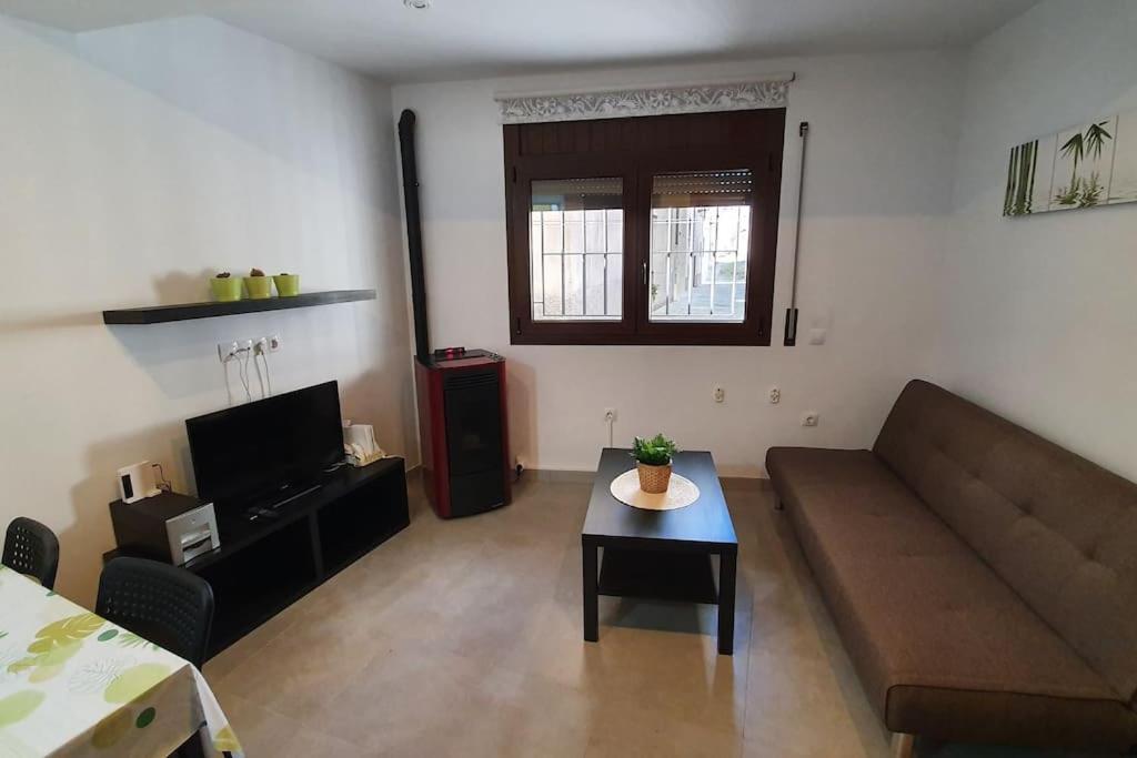 Precioso Apartamento En El Pirineo Catalan لا بوبلا دي لايليت المظهر الخارجي الصورة